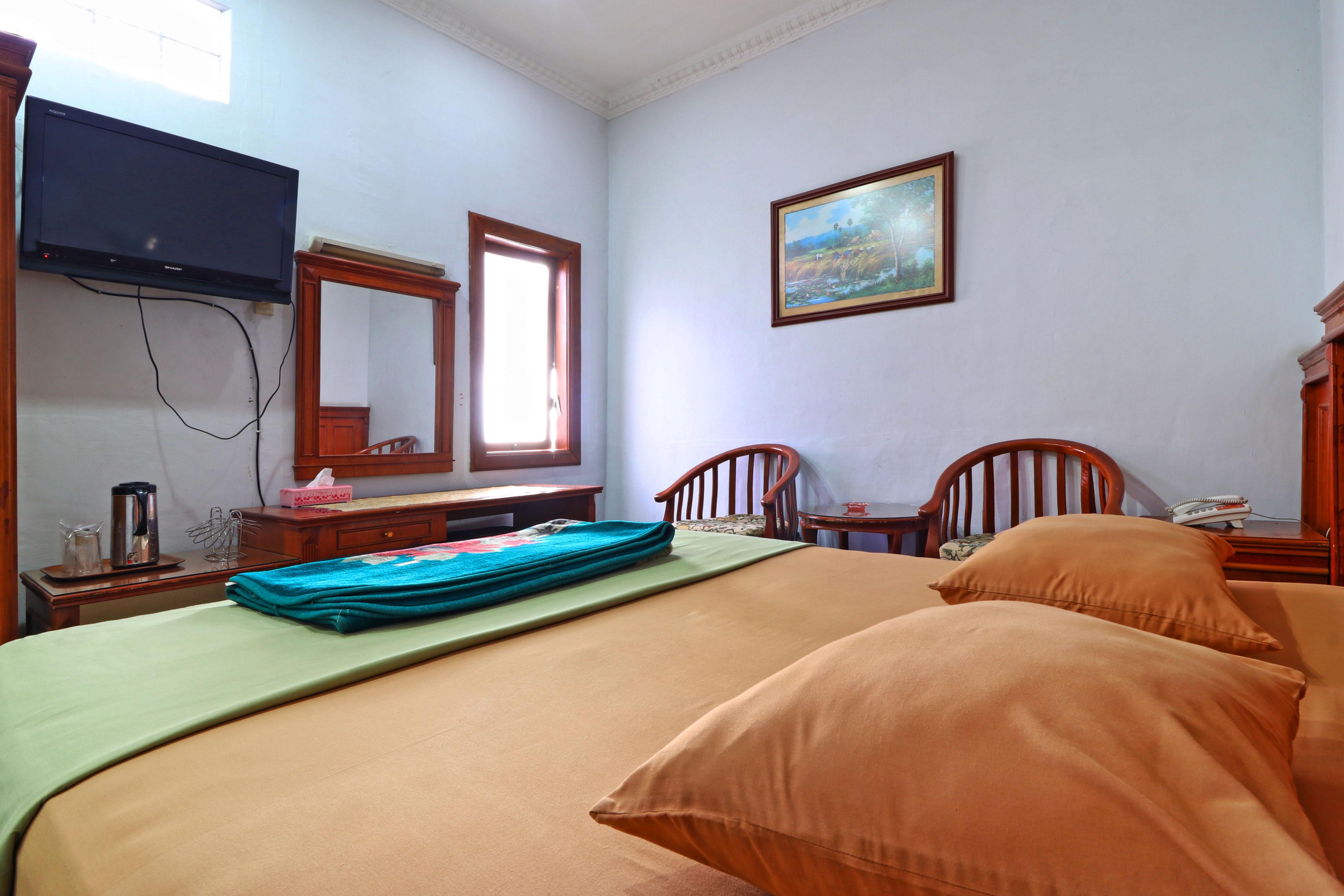 Hotel Sumatera Медан Экстерьер фото